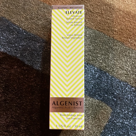New in box Algenist Elevate Advanced Retinol Serum - Picture 2 of 7